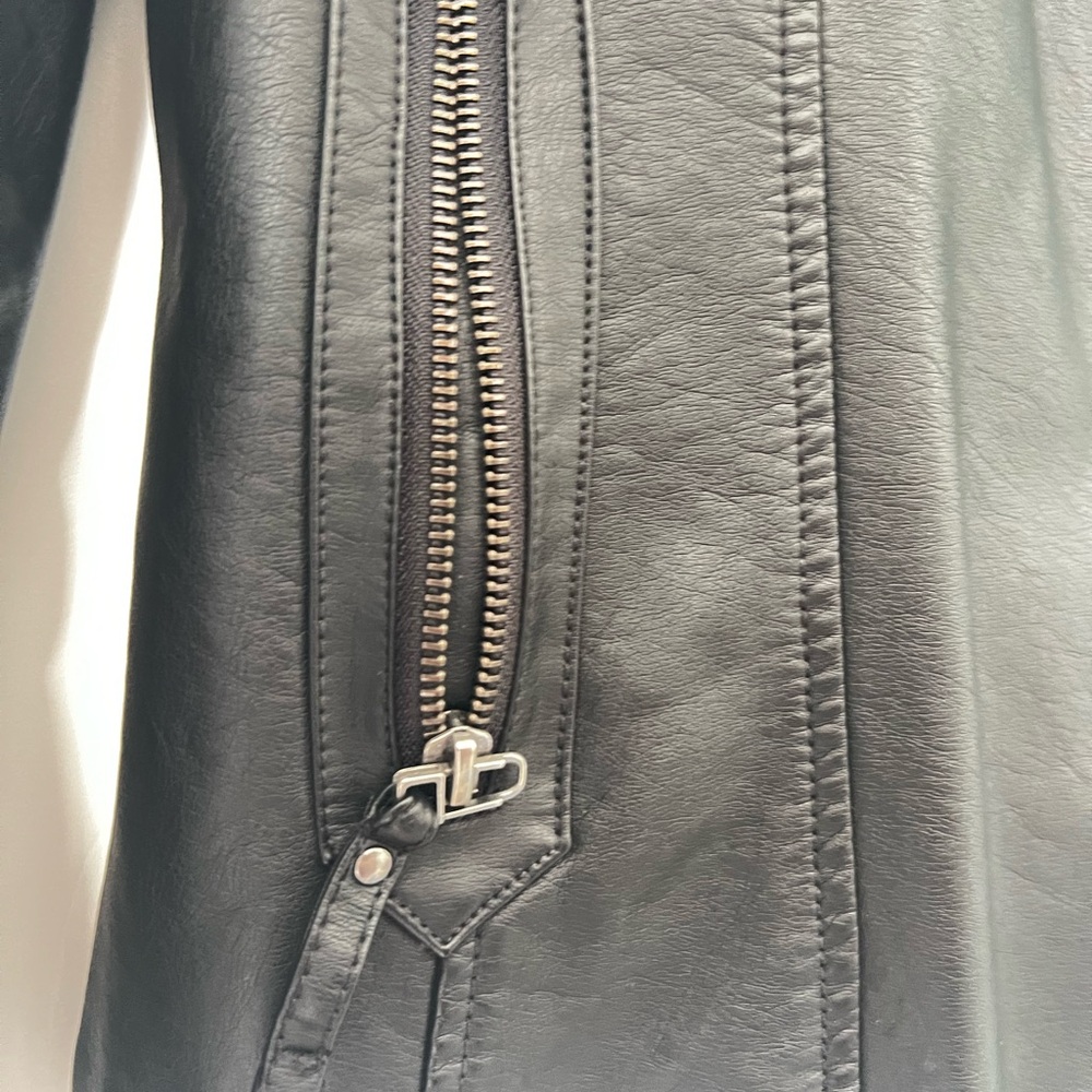 Max Studio Black Faux Leather Jacket - Picture 4 of 5